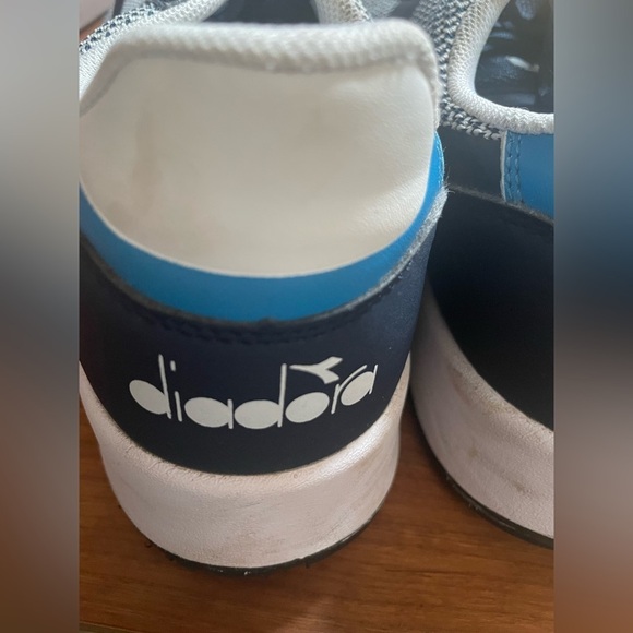 Diadora Running Shoes - Picture 9 of 12